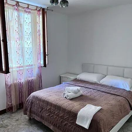 B& B Castello 1 לינה וארוחת בוקר בארי